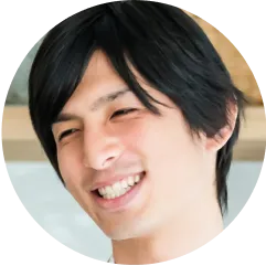 受講生Ｂさん男性の笑顔の顔写真